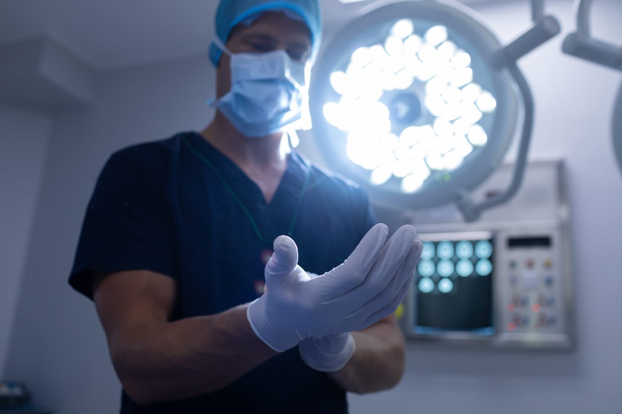 Remifentanil: Biological Mechanisms, Surgical Applications and Side Effects